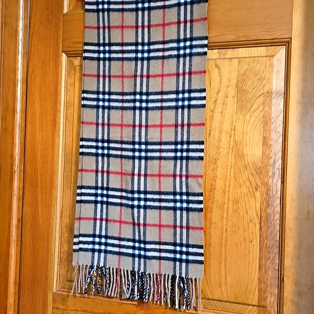 BURBERRY Nova Check Cashmere Scarf